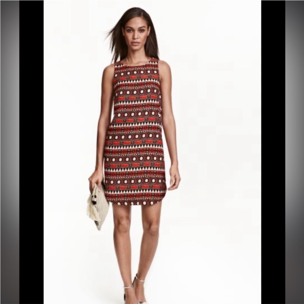 H&M Size 14 Sleeveless Sheath Crepe Weave Dress with rounded hem Red White